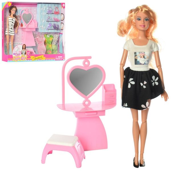 Лялька Дефа з нарядами, меблі - трюмо стілець, плаття, аксесуари 8418